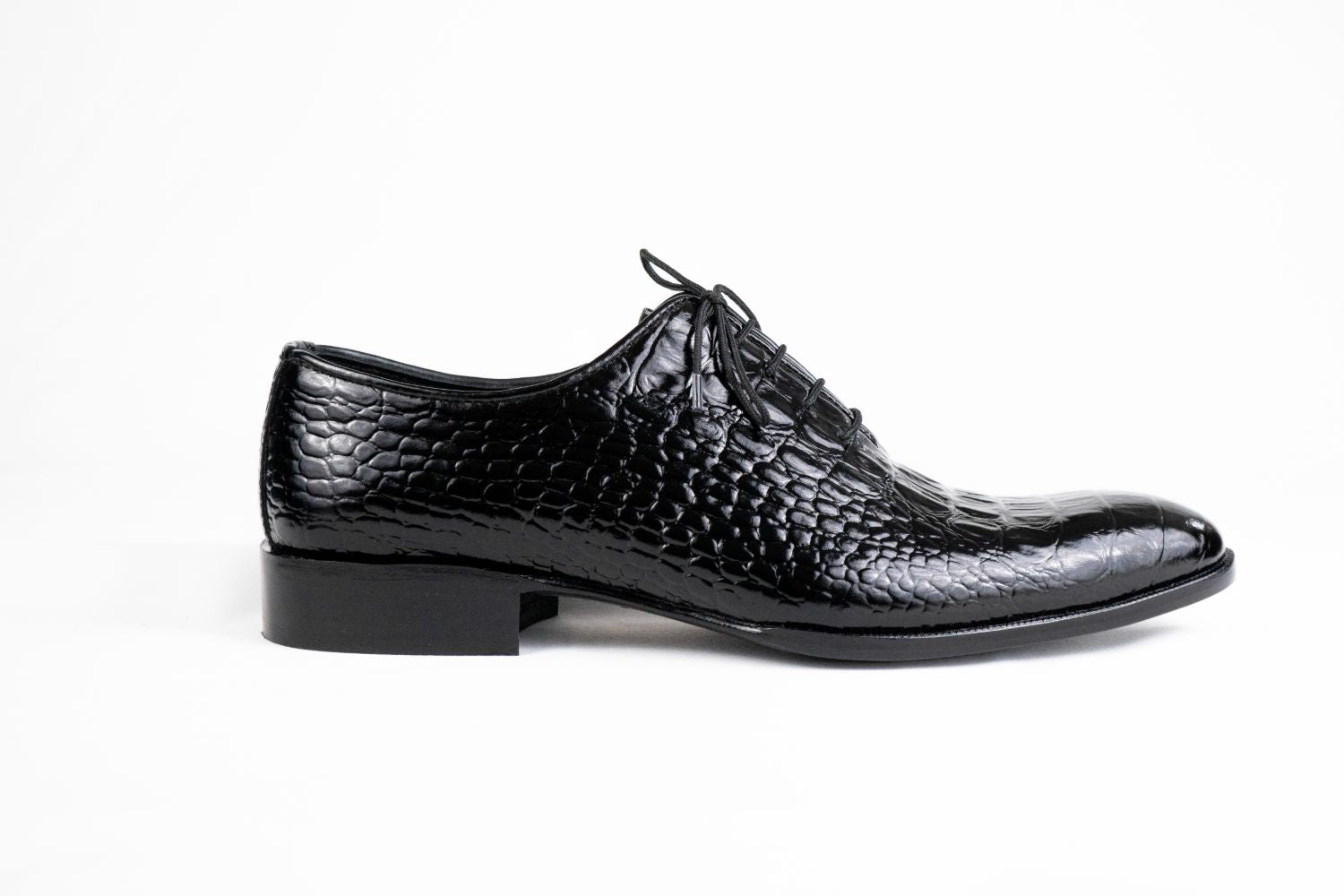 LACCROX BLACK