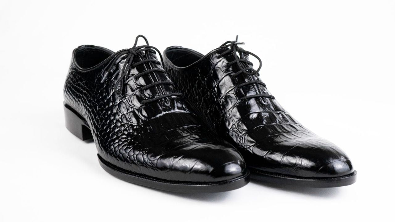 LACCROX BLACK