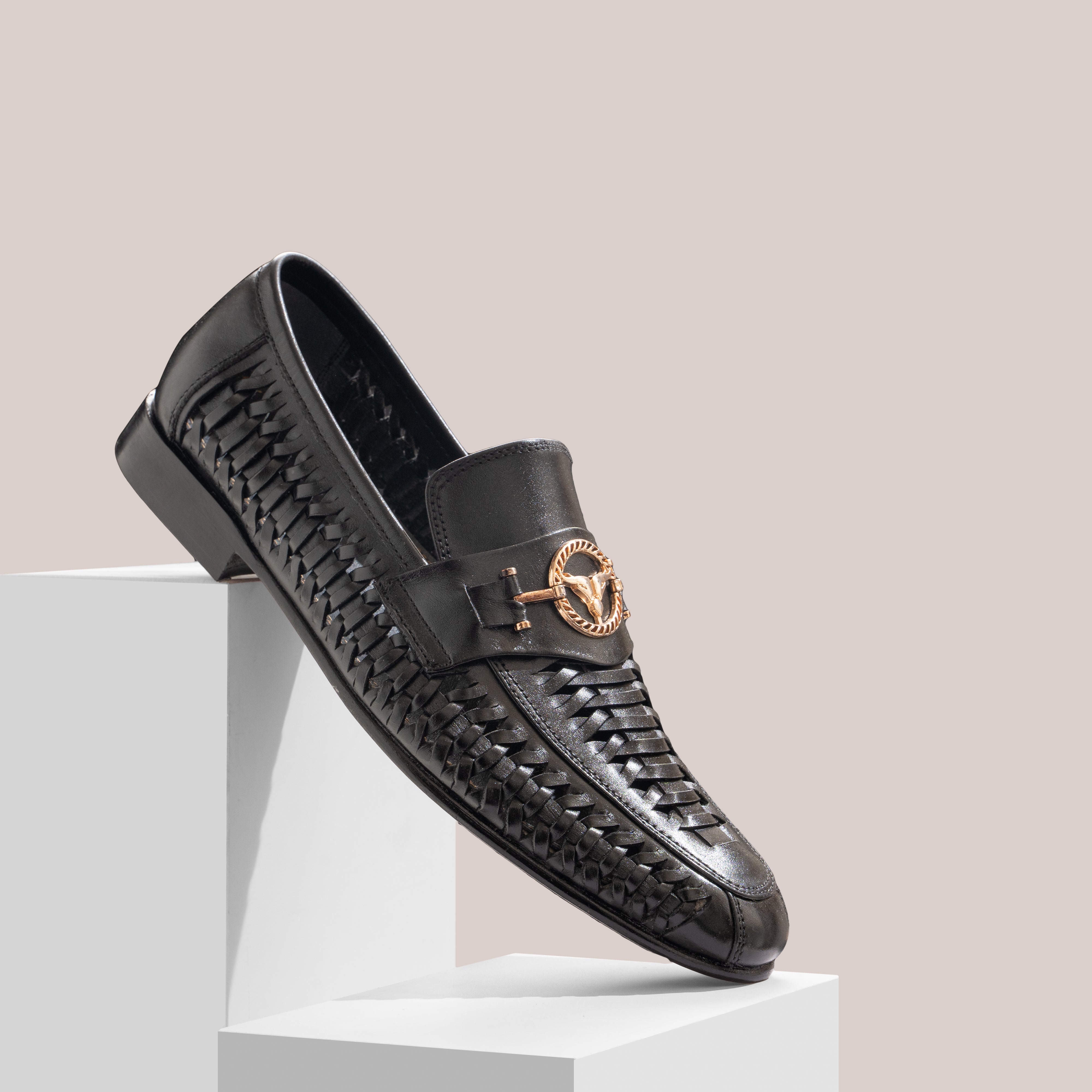 DICER BLACK